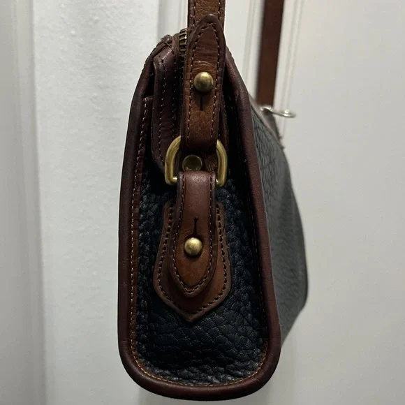 Dooney & Bourke Black and Brown Vintage Leather Messenger Bag - Picture 4 of 12